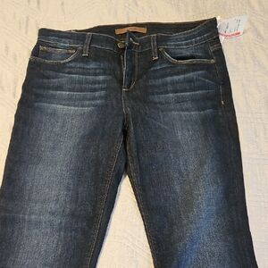 NWT Joe's Jeans Blue Cropped Skinny Jeans with Classic Wash
